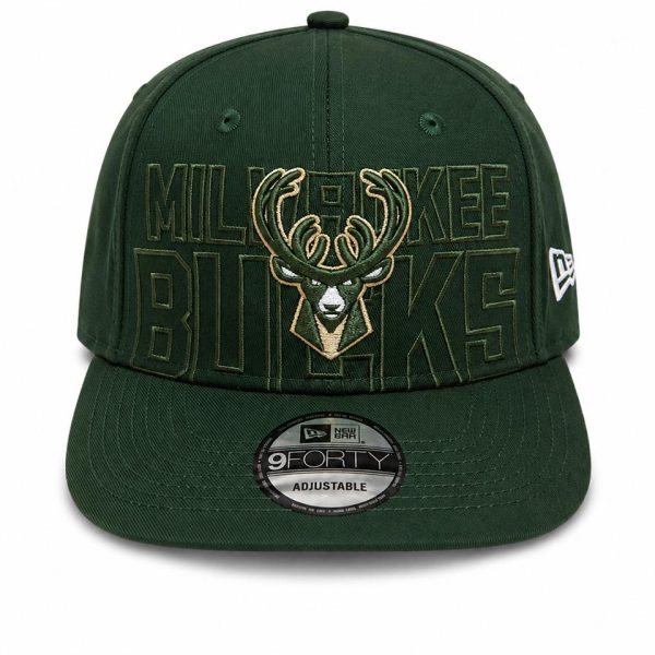 Green Milwaukee Bucks 9FORTY adjustable cap with embroidered deer head logo and BUCKS lettering, side New Era logo visible