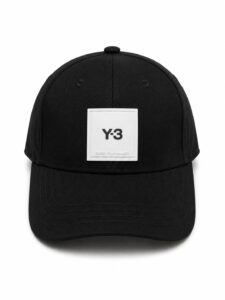 eb762292-519e-4dbd-9aaa-438471b274fb | UAE SPORT STORE Black baseball cap with a white Y-3 logo patch on the front.