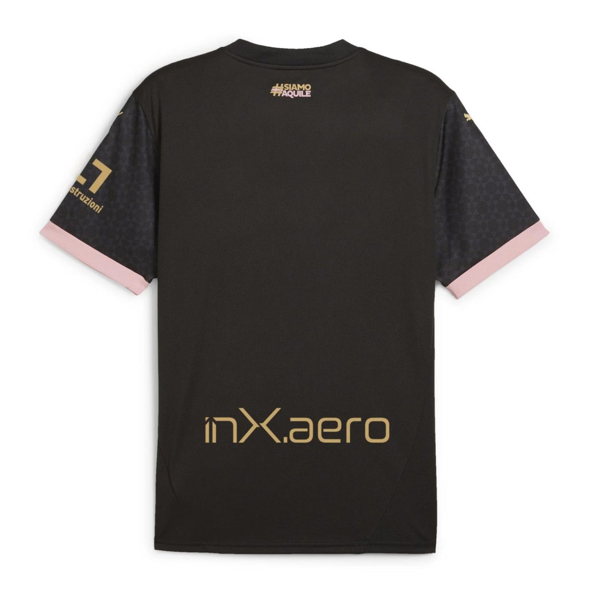 Black T-shirt viewed from the back with pink sleeve cuffs, gold logos on sleeves and bottom, and small '#SiamoAquila' text near the neckline.