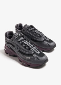 m1000eb-052_7 | UAE SPORT STORE Pair of dark gray chunky sneakers with black laces and maroon soles on a white background.