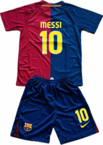 FC Barcelona home kit: red and blue split jersey with 'MESSI' and large '10' on back, paired with blue shorts bearing the number 10 and club crest