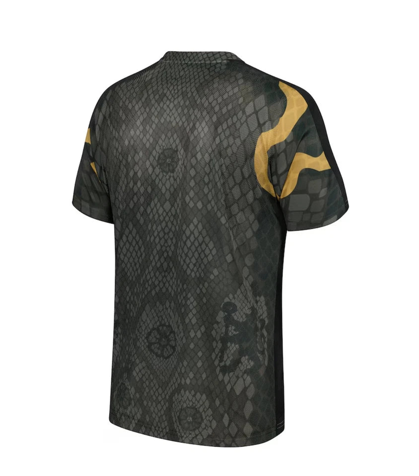 s-l960_14 | UAE SPORT STORE Dark snake-skin patterned t-shirt seen from the back with yellow accents on the sleeves.
