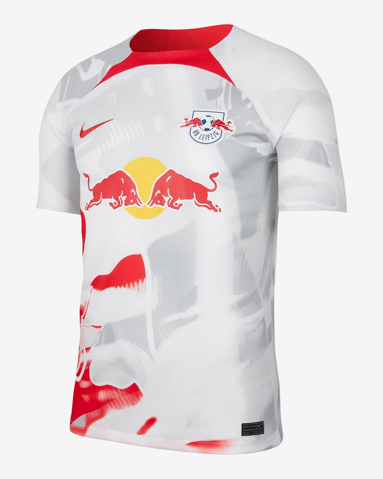 uZmHk9yh0RC60jK | UAE SPORT STORE White RB Leipzig football jersey with red collar trim, featuring the Red Bull logo across the chest and the club crest on the left chest.