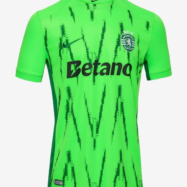 Bright green soccer jersey with black streaks, featuring a Nike swoosh, club crest, and 'Betano' sponsor on the chest.
