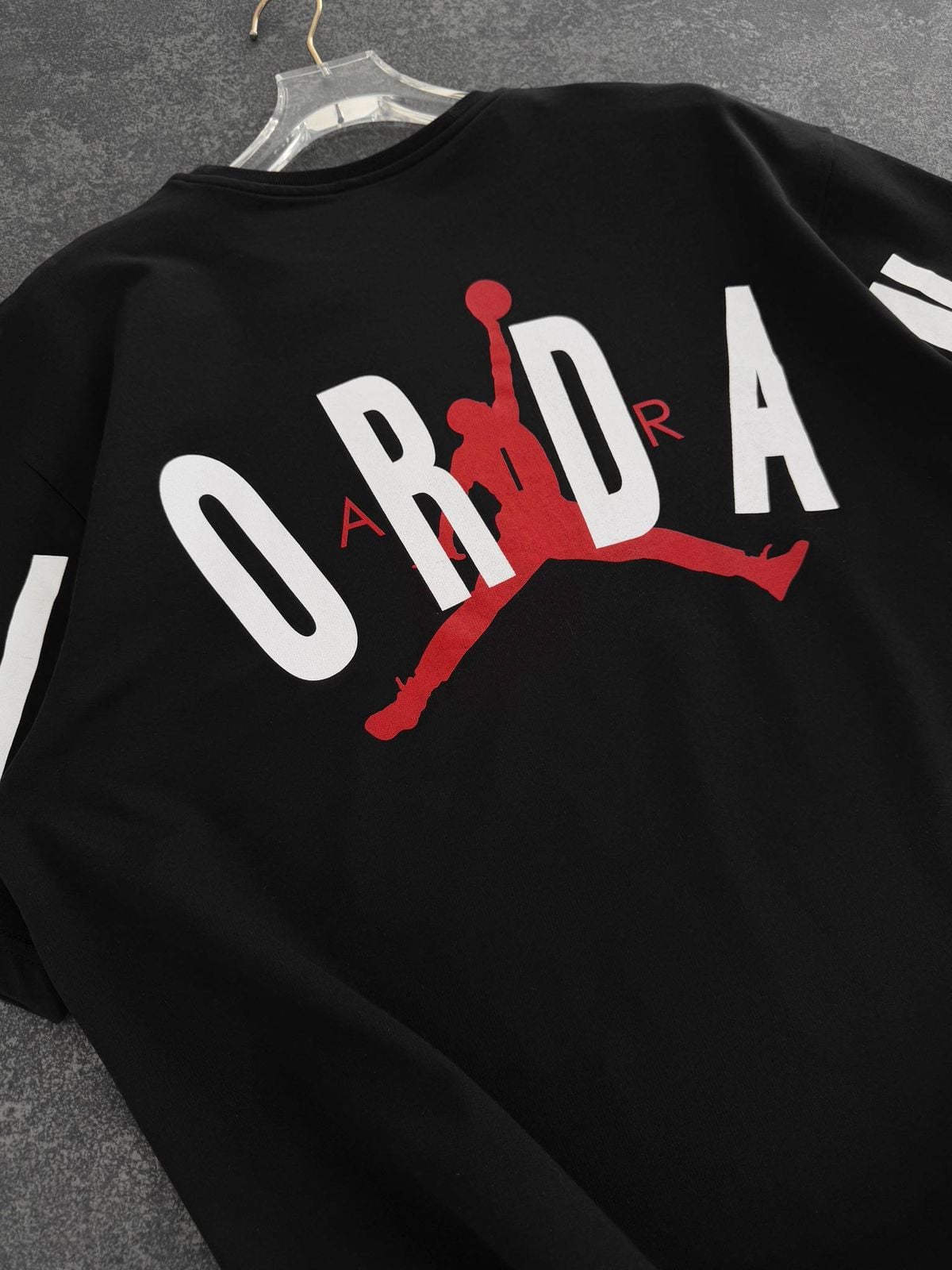 23a3d309-c44b-40b8-a9b4-84ca07436295 | UAE SPORT STORE Men’s Oversized Black Streetwear T-Shirt with Back Graphic Print