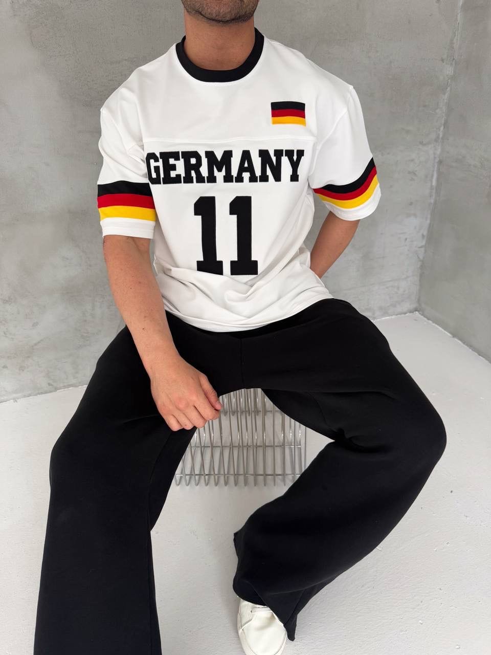 433fe382-51bb-475b-aa0c-56085ebea7f7 | UAE SPORT STORE Germany 11 Oversized Jersey Tee – White/Black