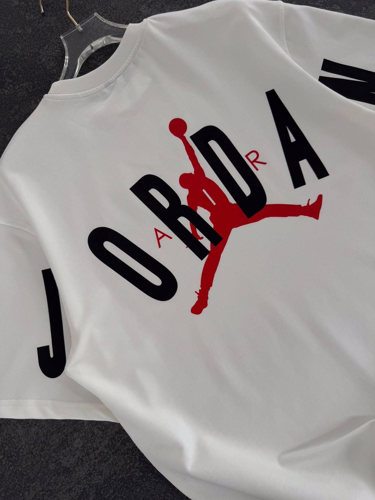 4ad02409-9bb0-4122-bd64-d667a57eac90 | UAE SPORT STORE Men’s Oversized White Streetwear T-Shirt with Back Graphic Print