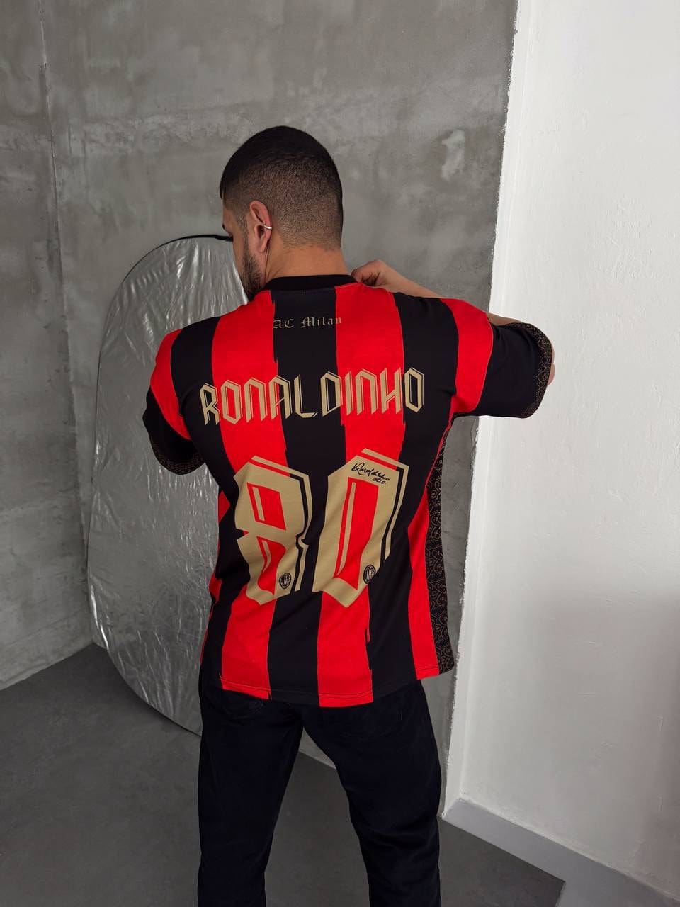 99d36529-7b68-489f-89d8-804935c5056d | UAE SPORT STORE Milan Inspired 80 Oversized Striped Jersey Tee Red Black Gold