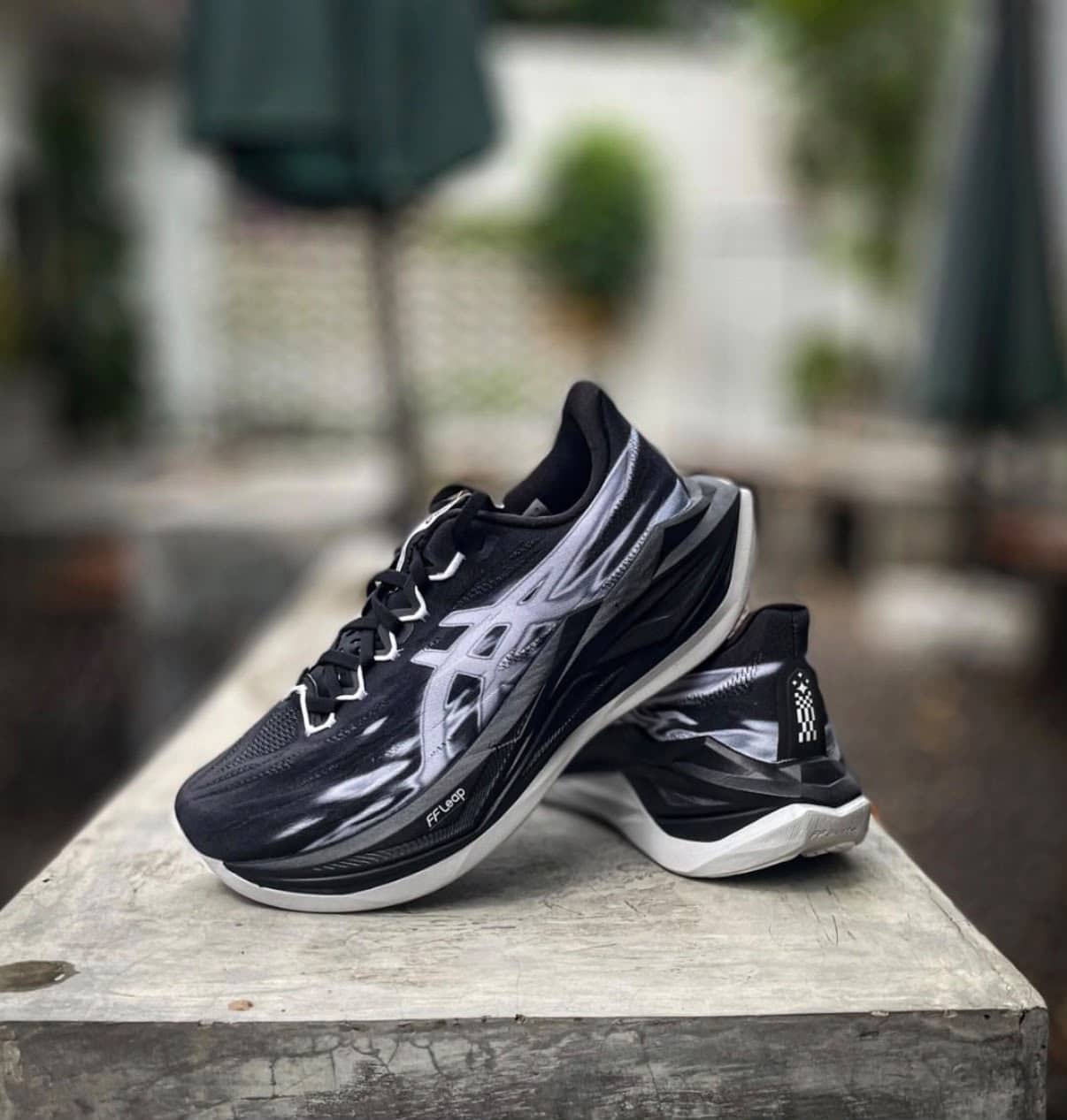 142fdaa1-c25d-4e0d-8e9c-84a192216e50jpg | UAE SPORT STORE ASICS Superblast 3 Black White