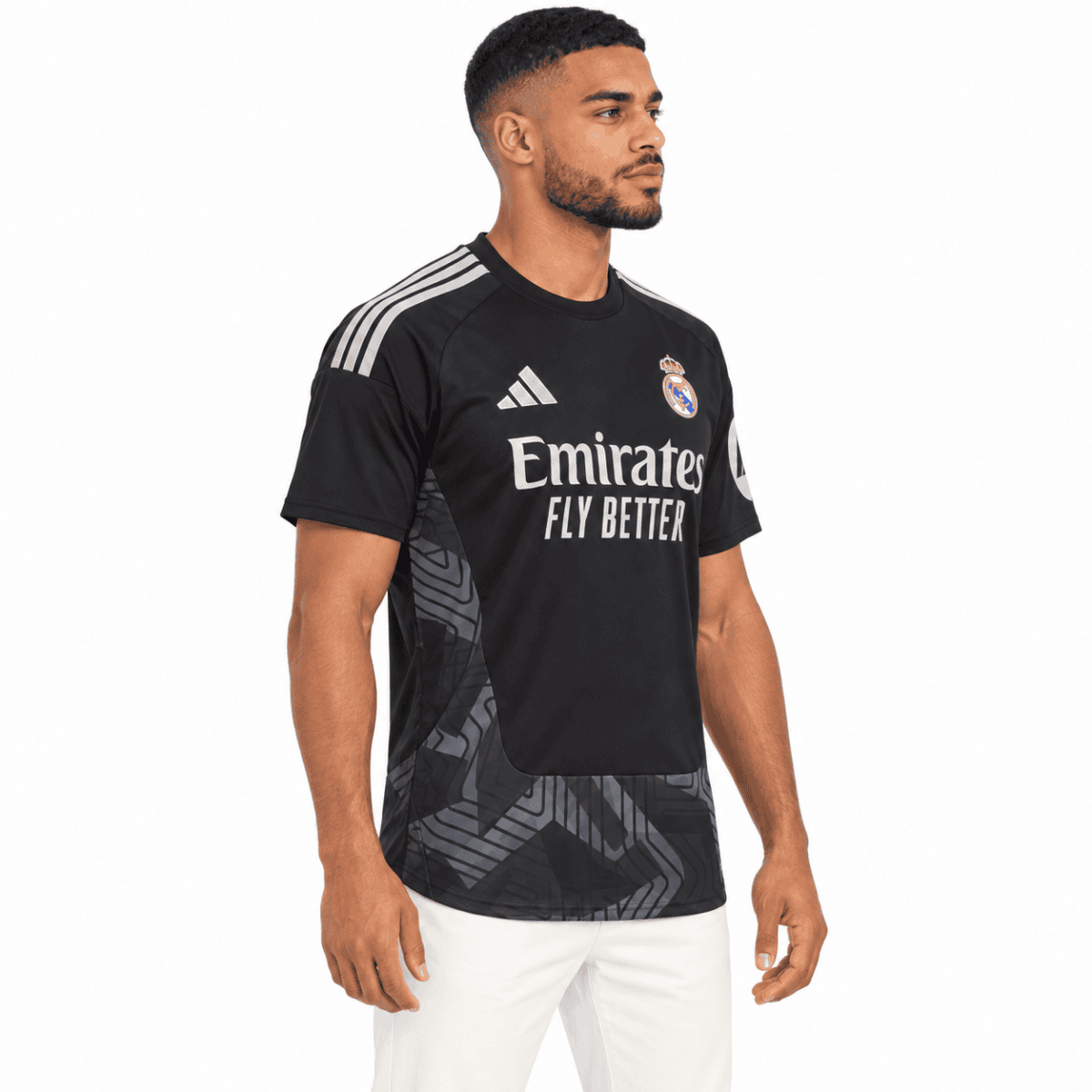 Real Madrid goalkeeper jersey 2026/27 black with club crest and sponsor logo.
