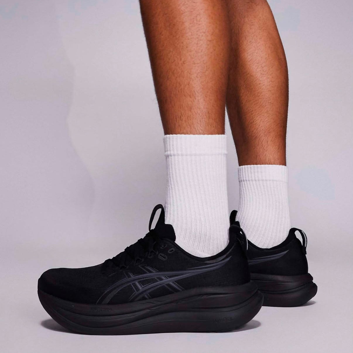 2fcaadba-c07b-493f-a5ec-7d3ef5ea17f1jpg | UAE SPORT STORE ASICS Gel-Nimbus 28 Black Graphite Grey