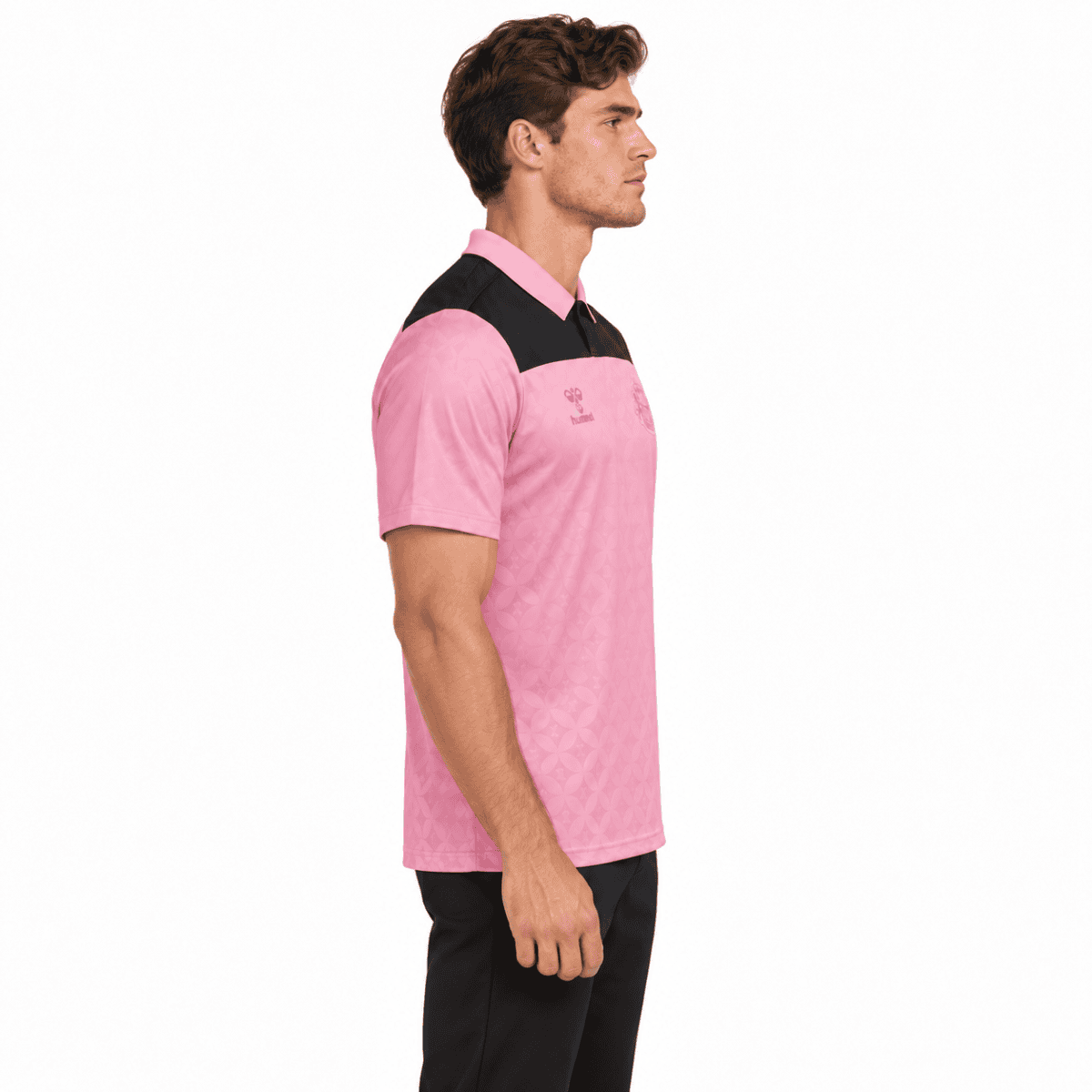 Pink Sunderland away jersey 2026/27 with black accents, side view.