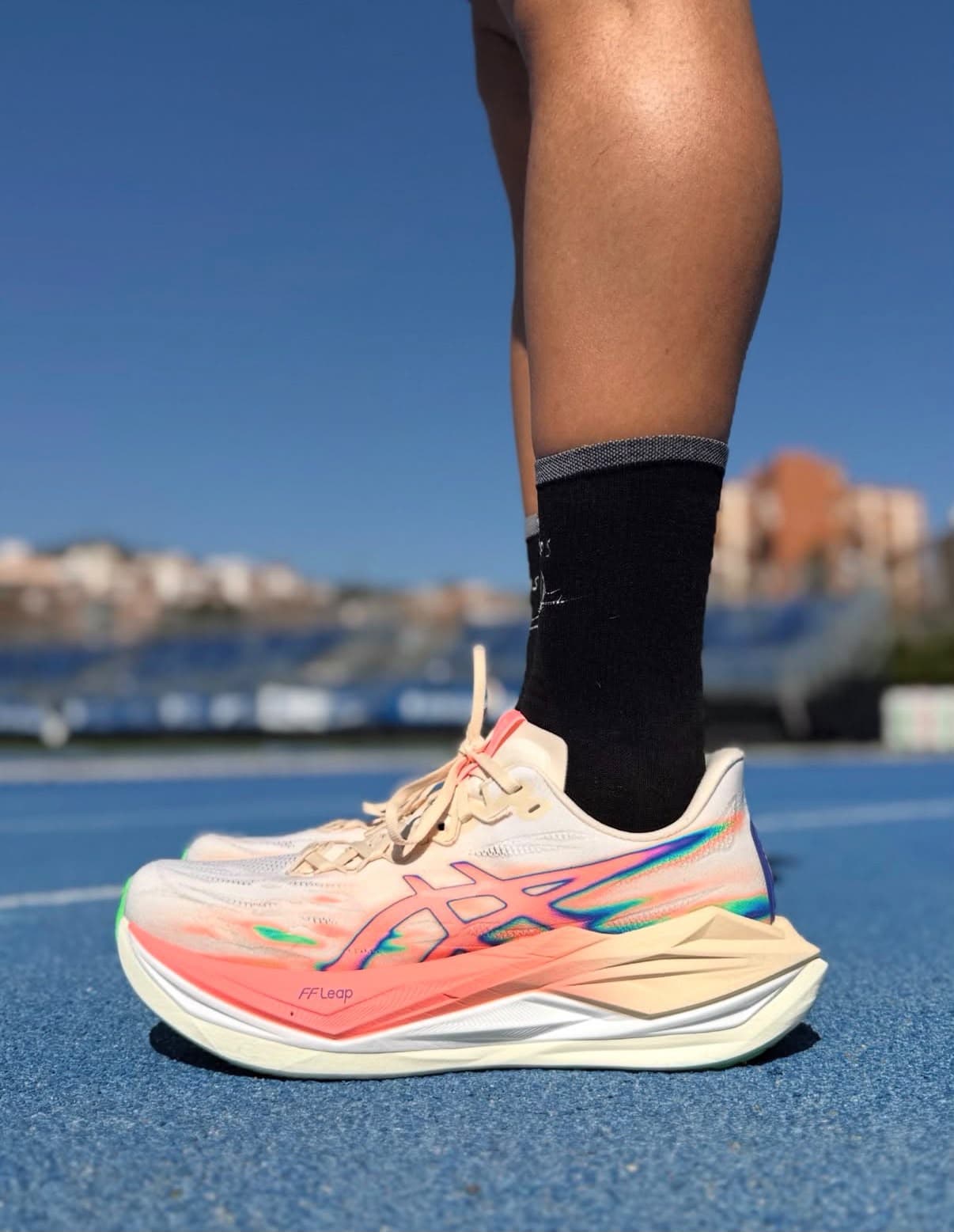 f3dfca05-d8b2-4bc8-bc44-36c4179b5121jpg | UAE SPORT STORE ASICS Superblast 3 Seashell Sun Coral