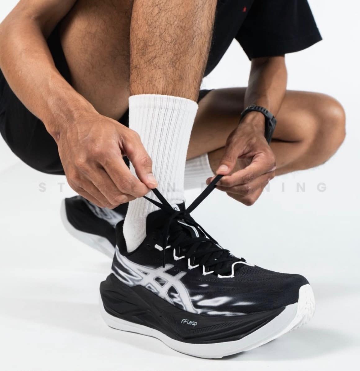 f80470b0-61e9-4c11-9373-e9b56128fcacjpg | UAE SPORT STORE ASICS Superblast 3 Black White
