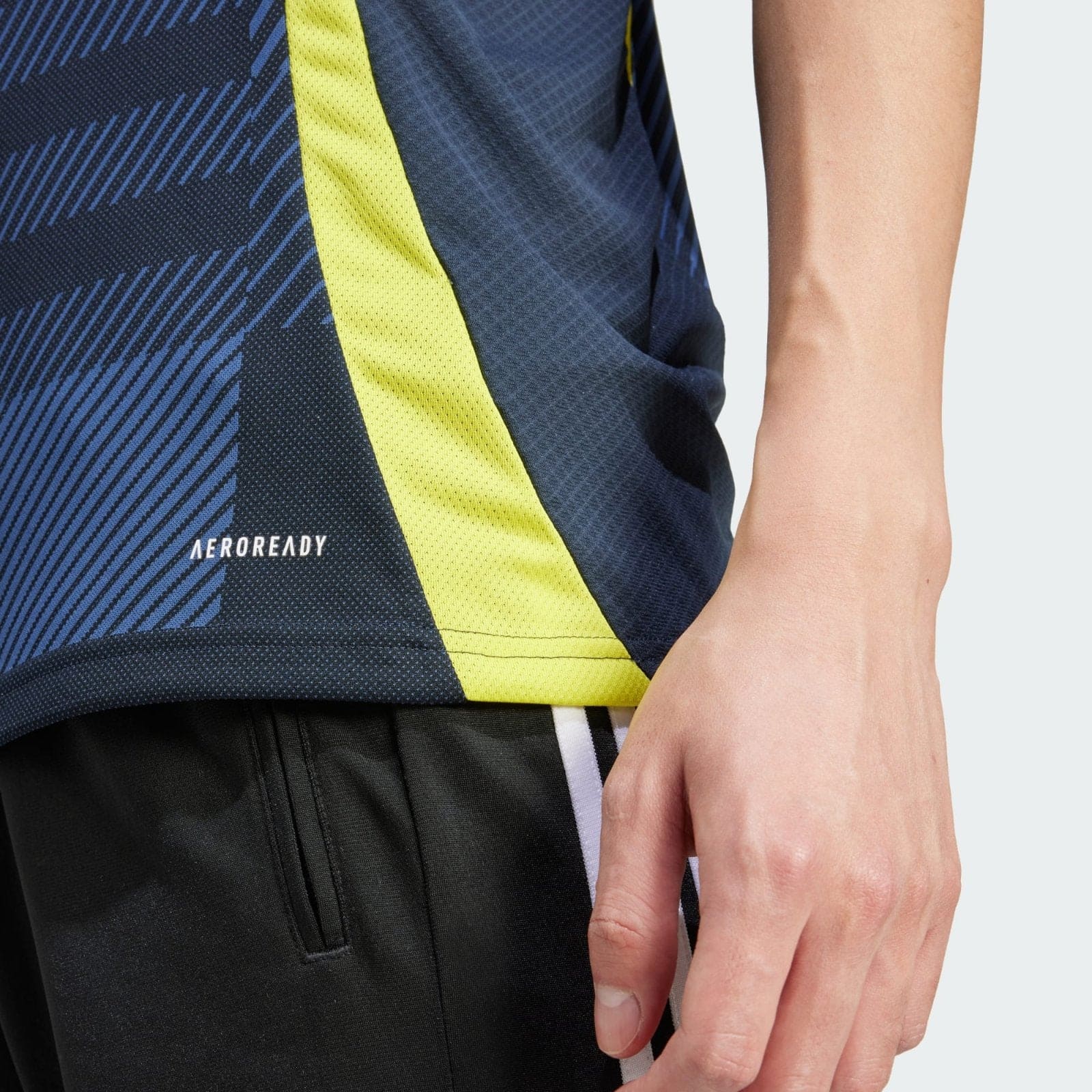 2c7gsBnTQFSA20Xjpg | UAE SPORT STORE 2c7gsbntqfsa20x | UAE Sport Store