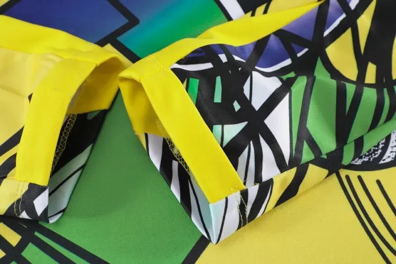 brazil-multicolor-graphic-quarter-zip-training-tracksuit-cuff-detailjpg | UAE SPORT STORE Brazil graphic training tracksuit cuff detail