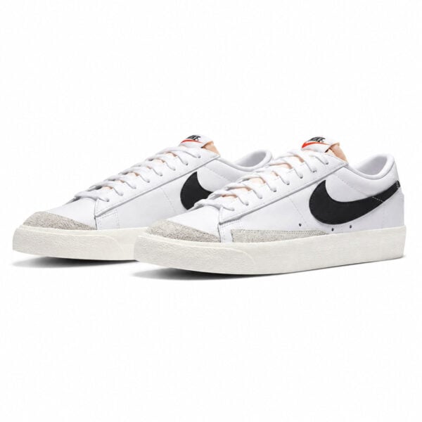 nike-blazer-low-77-vintage-white-blackjpg | UAE SPORT STORE Nike Blazer Low '77 Vintage White Black pair