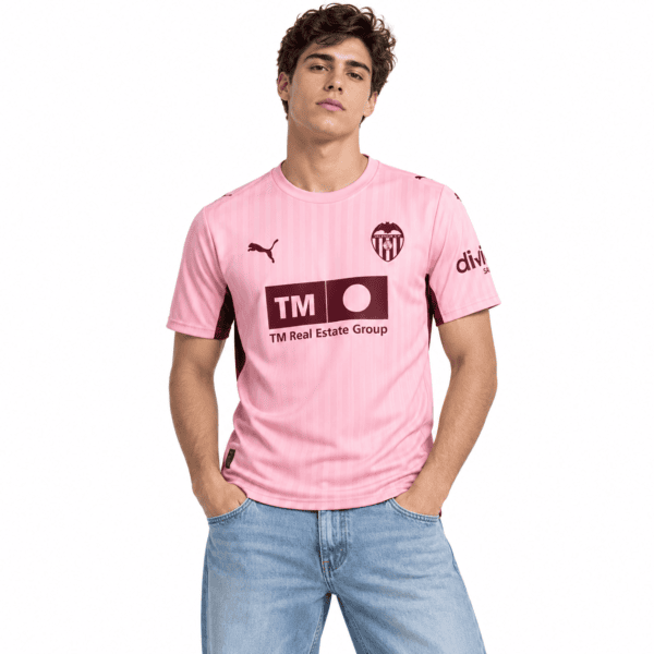 Valencia third jersey 2026/27 in pink with club crest and sponsor logo.