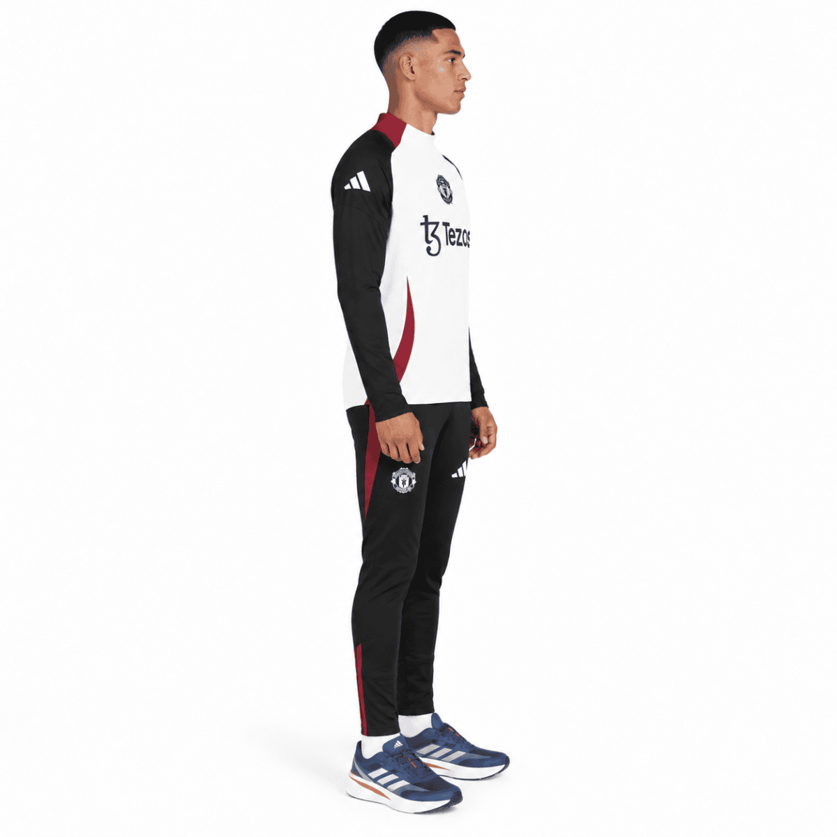 Manchester United Training Tiro 24 Tracksuit 2025/26 - tracksuit model side