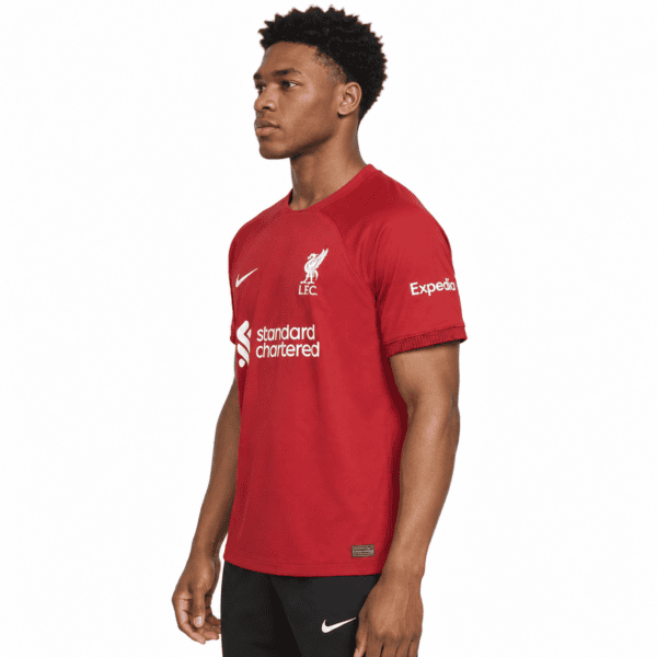 Liverpool Home Jersey 2022/23 - model side