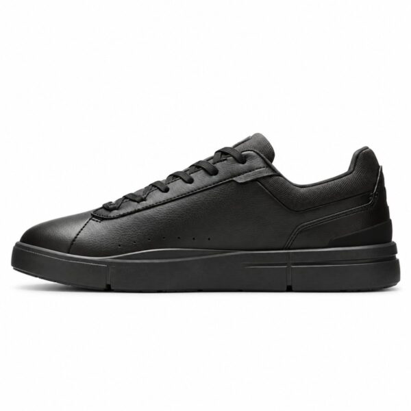 On The Roger Advantage all black sneaker side profile showing CLOUDTEC and THE ROGER branding